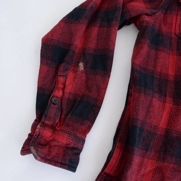 Orvis Red Black Checker Button Up Shirt -  Medium - Picture 9 of 15